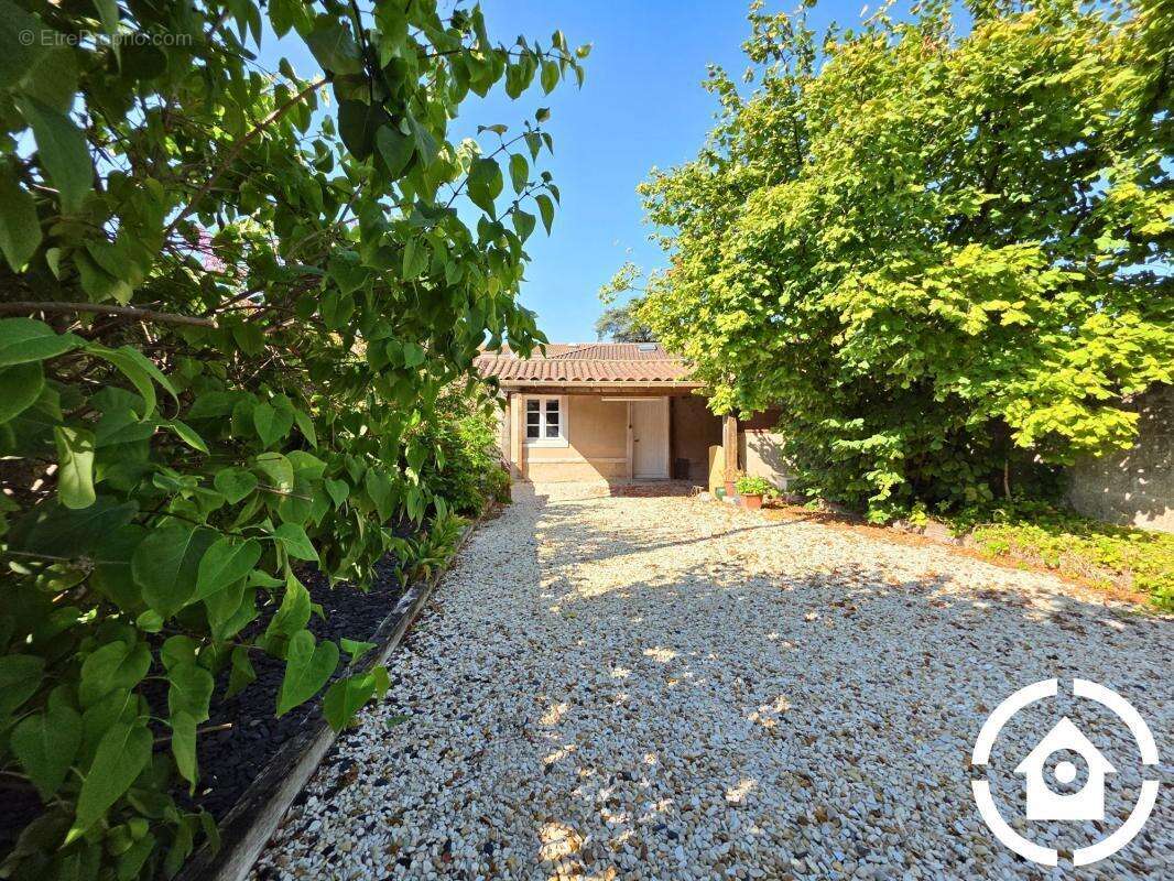 Maison de Caractère avec Vue Panoramique - avec jardin et garag - photo 29
