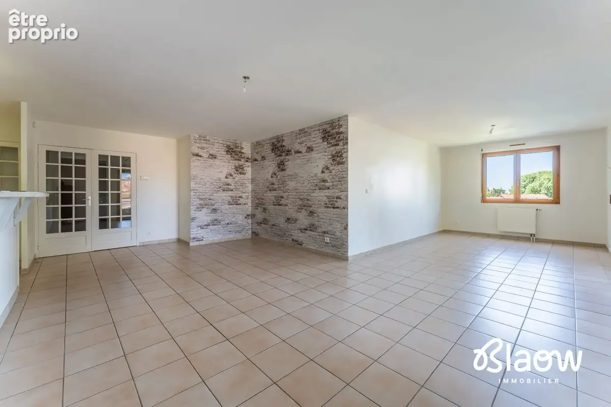 Appartement 91 m² à Genas  - photo 4