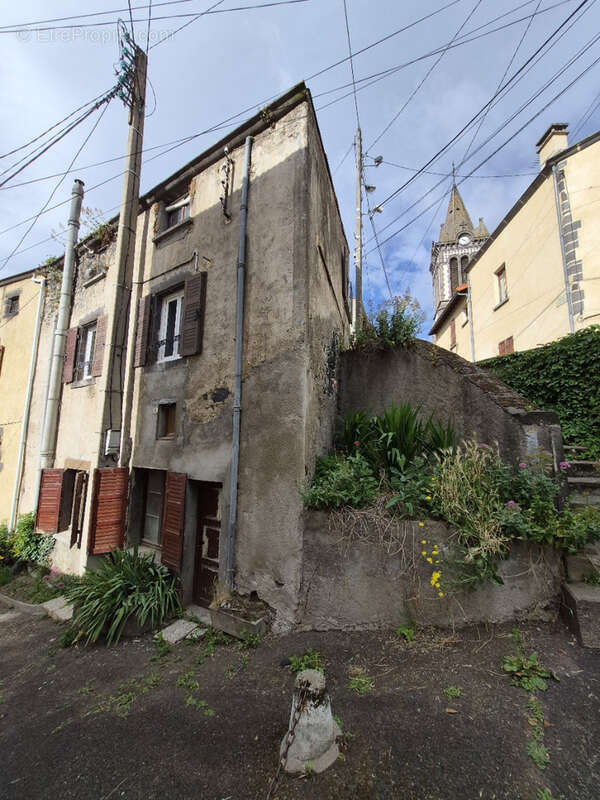 Maison à BLANZAT