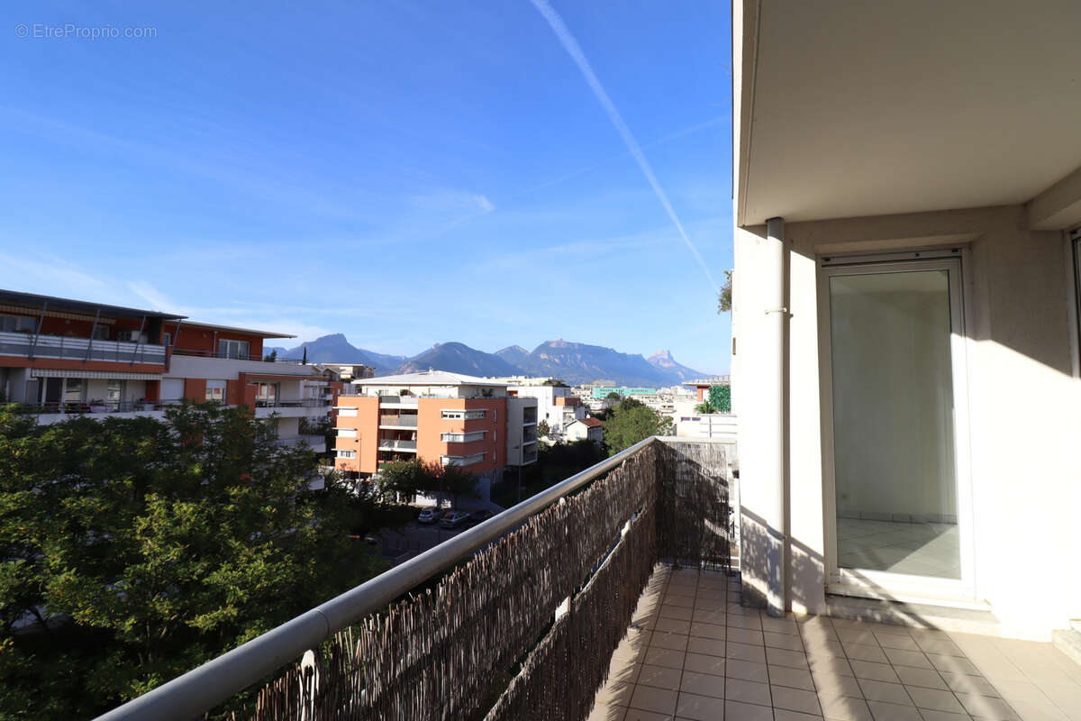 Appartement à ECHIROLLES