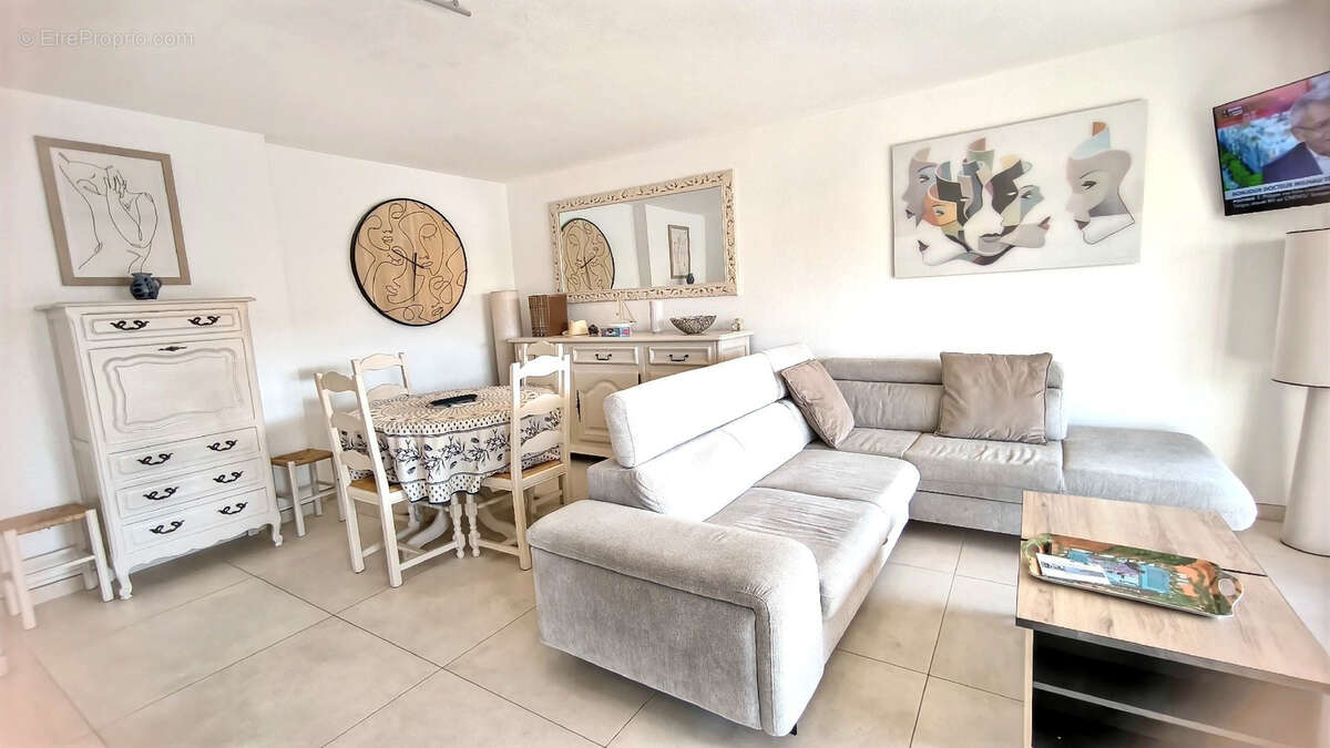 Appartement à FREJUS