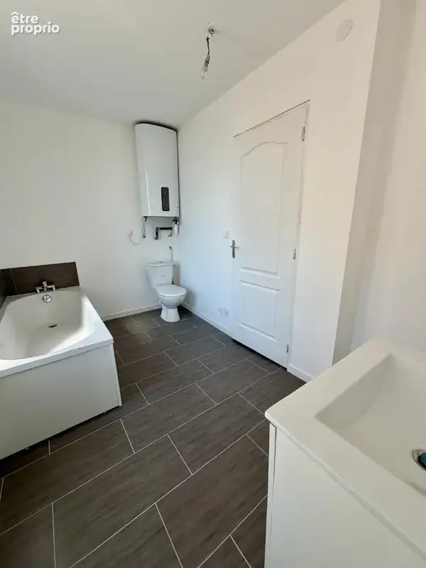 Maison rénovée, 3 chambres, cour - photo 4