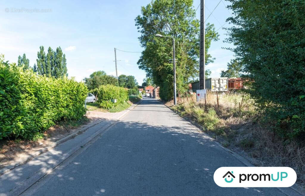 Terrain à MONCHY-AU-BOIS