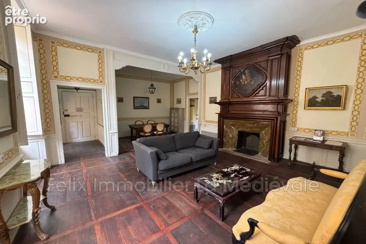 Appartement à SARLAT-LA-CANEDA