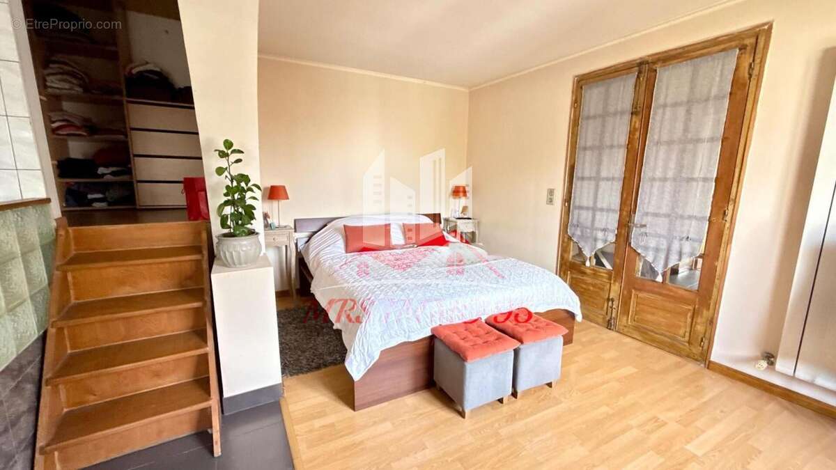 Maison à FONTENAY-EN-PARISIS