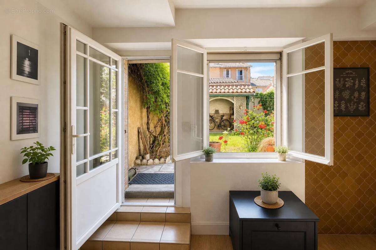 Maison à MIRANDE