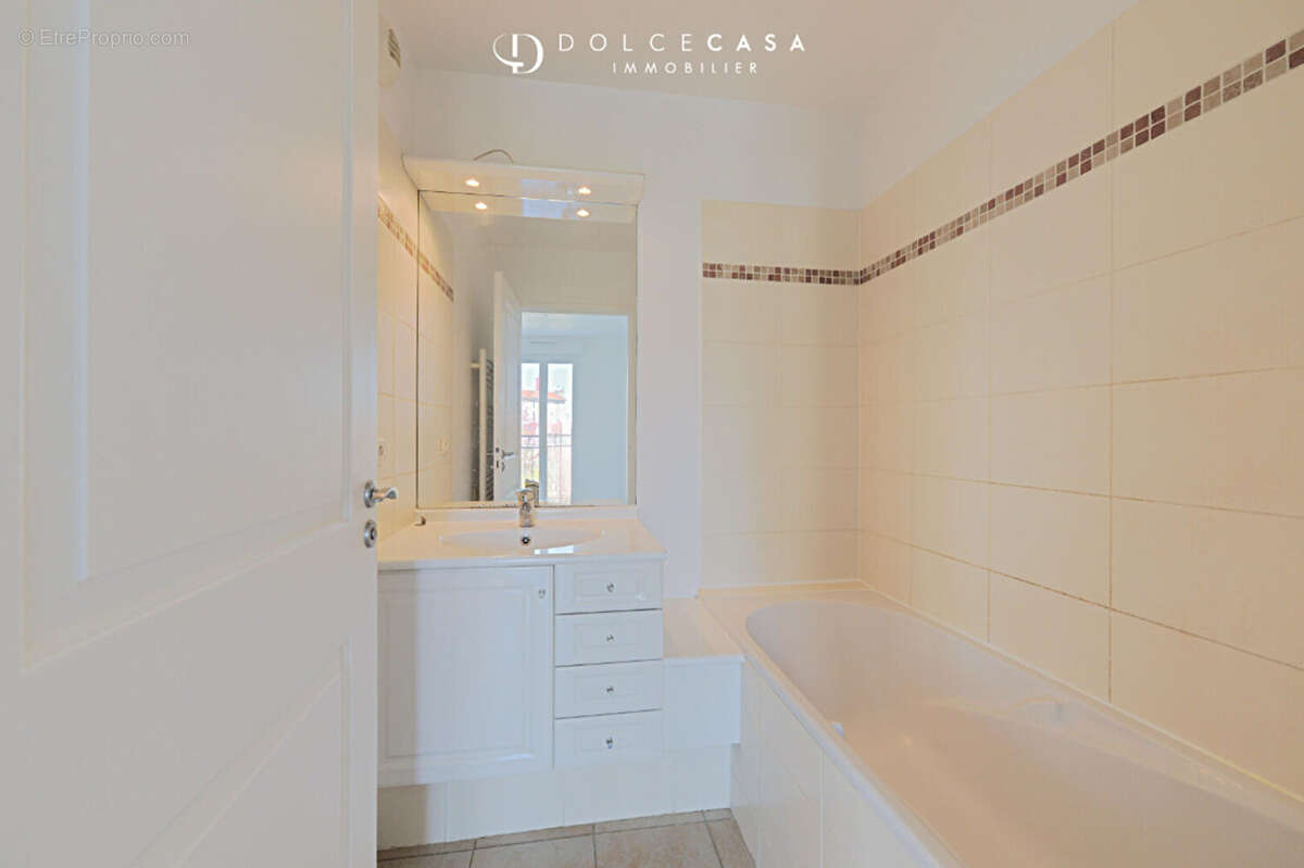 Appartement à LE PERREUX-SUR-MARNE