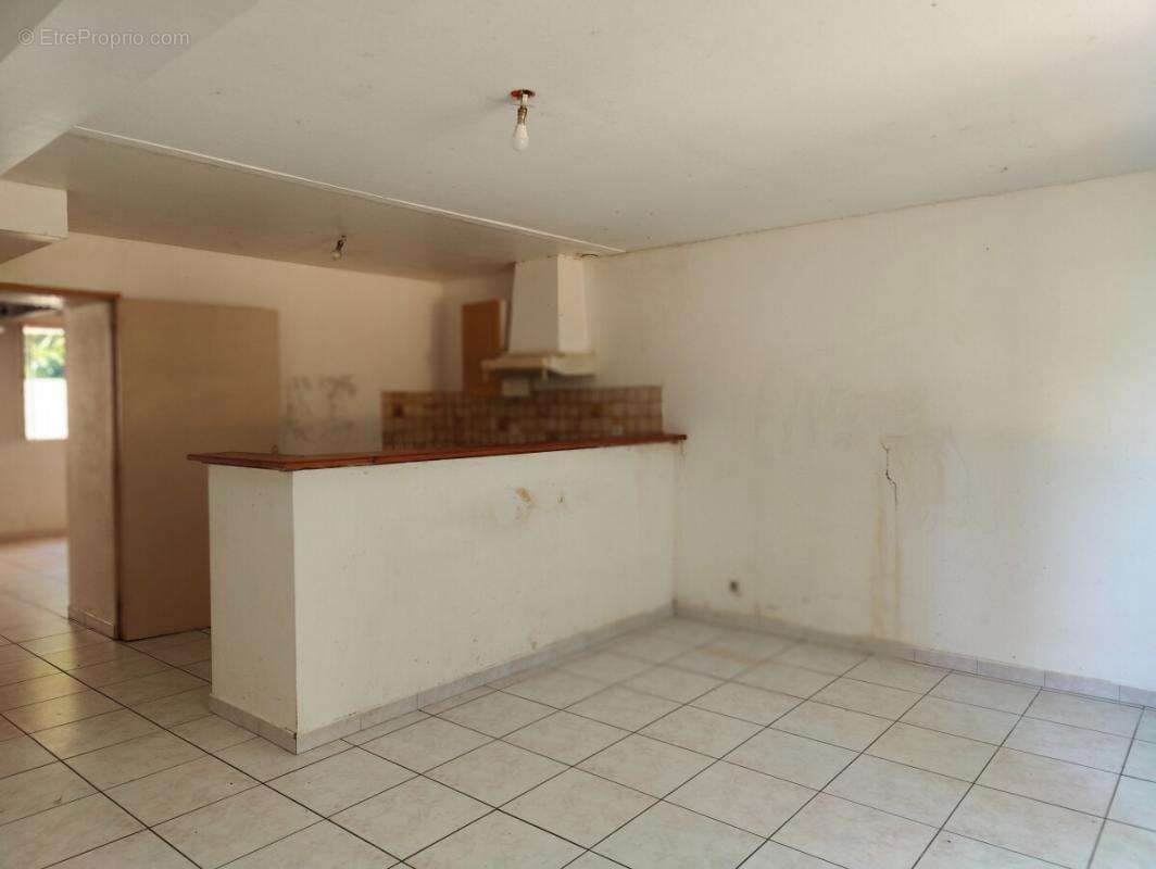 Maison à CAMBLANES-ET-MEYNAC