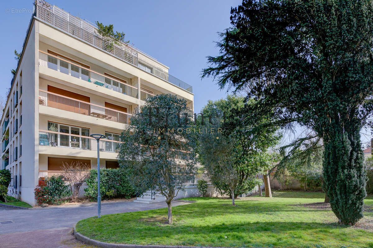 Appartement à SAINT-MAUR-DES-FOSSES