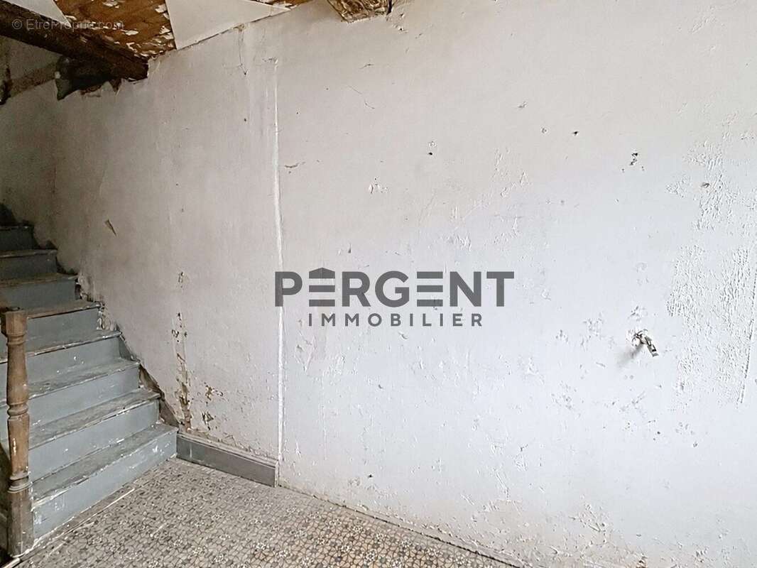 Maison 160 m² à Gespunsart  - photo 8