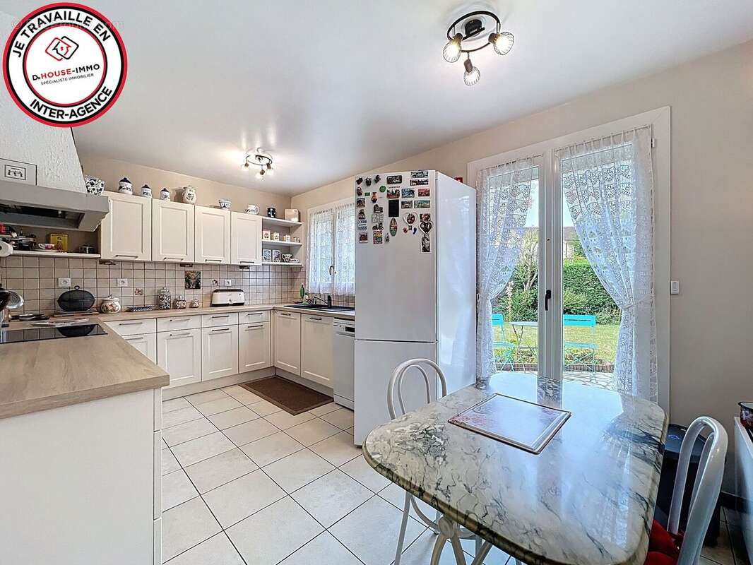 Maison à COMBS-LA-VILLE