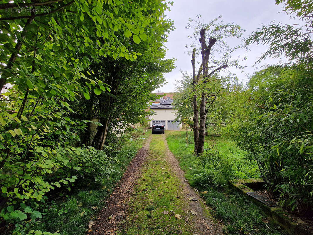 Maison à MEULAN
