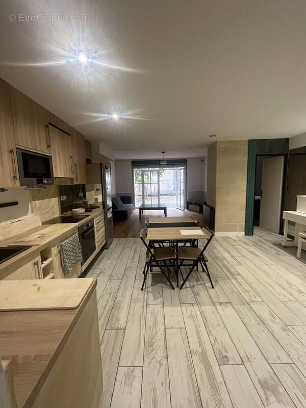 Appartement à BORDEAUX