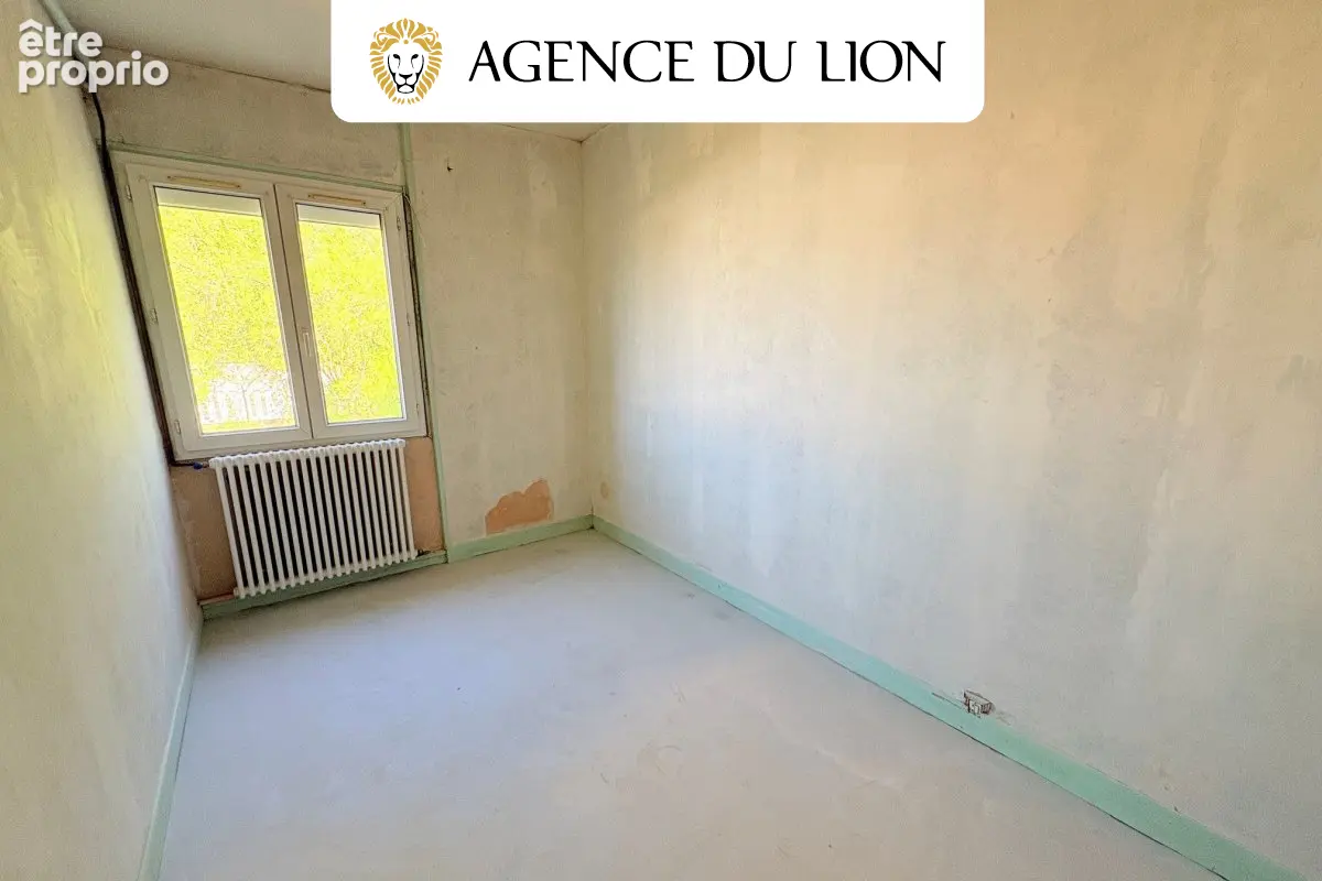 Maison 4 pièces 2 chambres, garage et atelier - photo 9