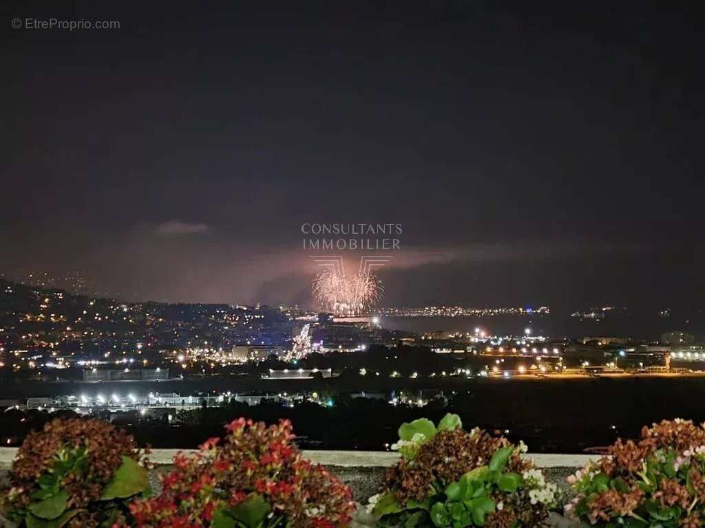 Appartement à MANDELIEU-LA-NAPOULE