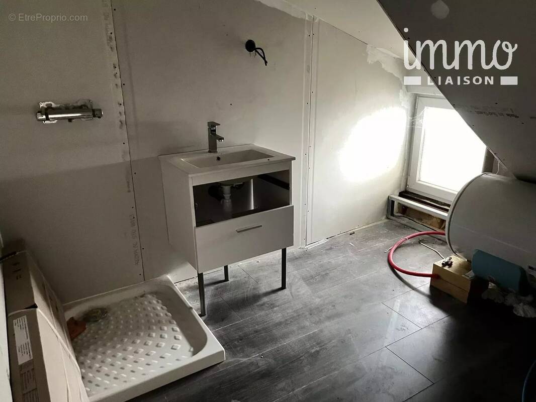 Maison à JOUE-SUR-ERDRE