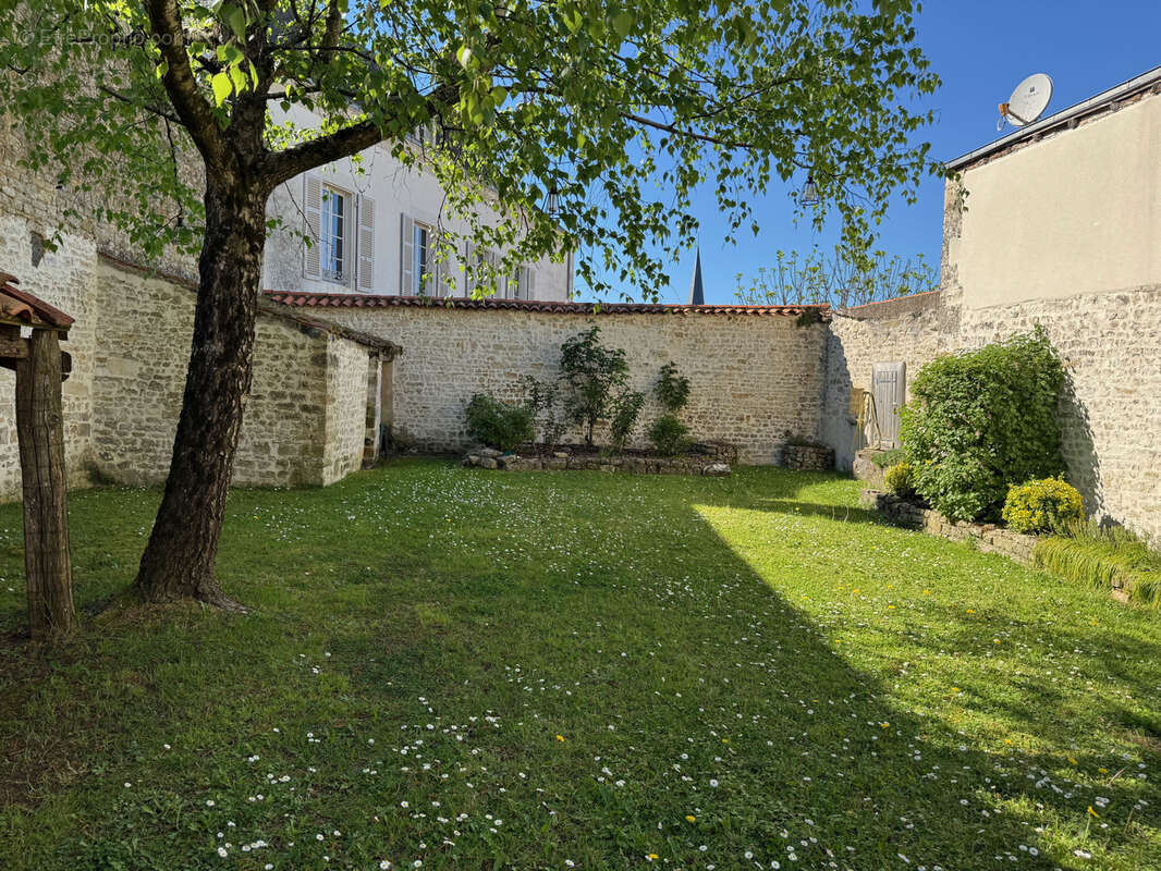 Maison à SAINTE-HERMINE