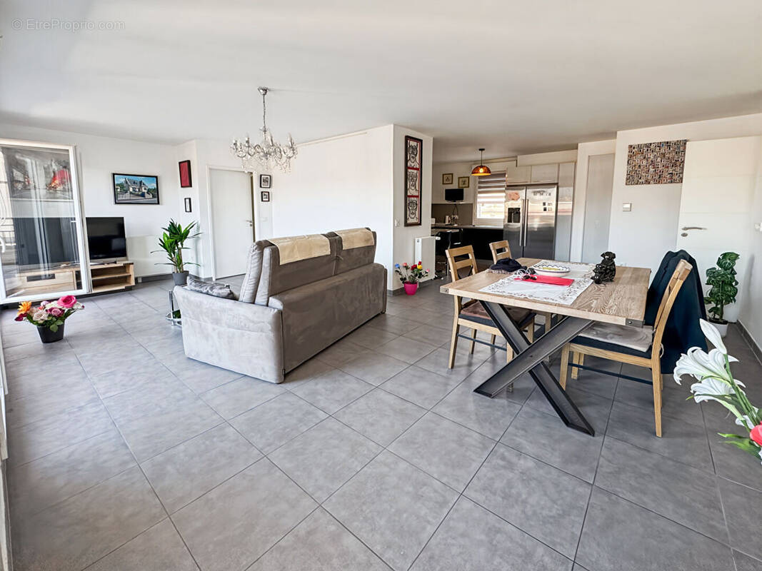 Appartement à ROSNY-SOUS-BOIS