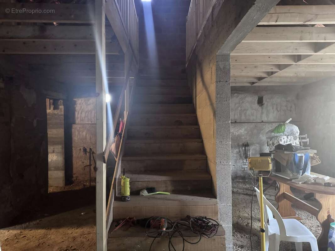 Ferme a renover - photo 9