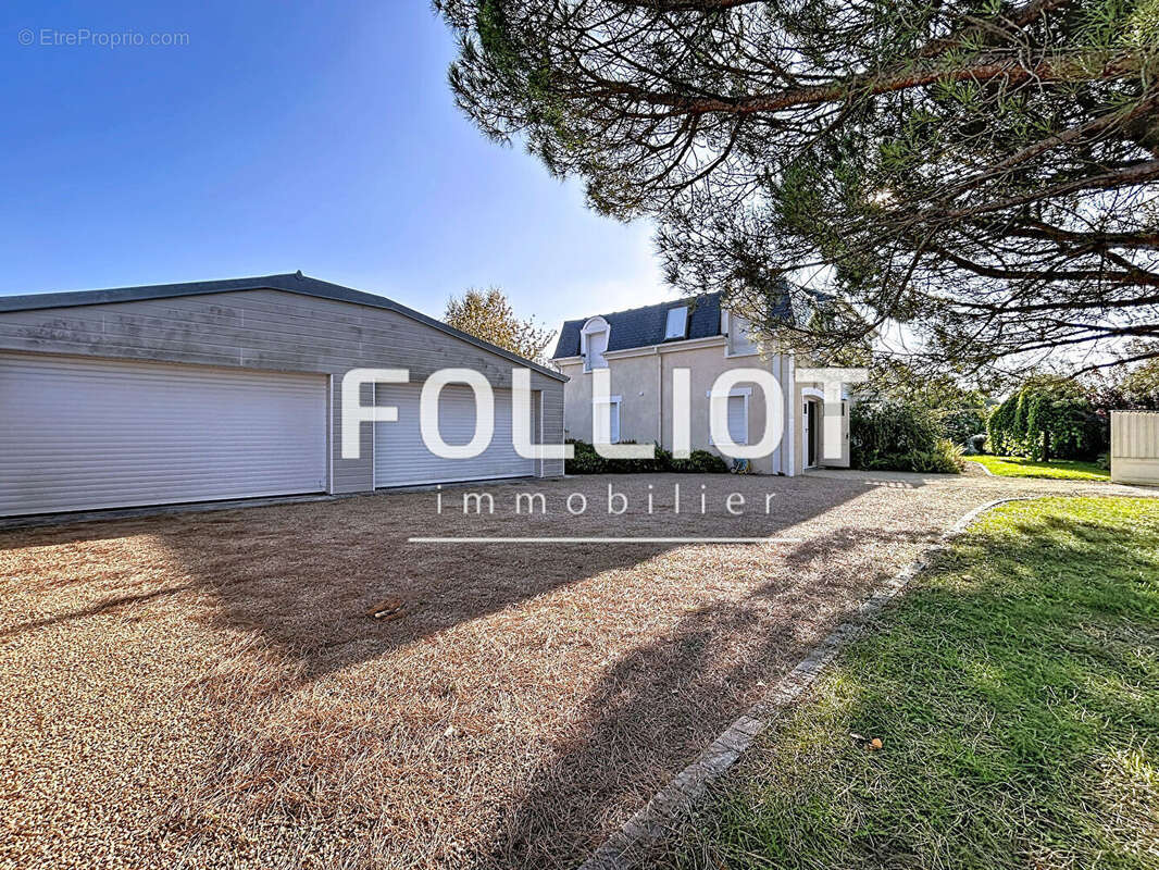 Maison à JULLOUVILLE