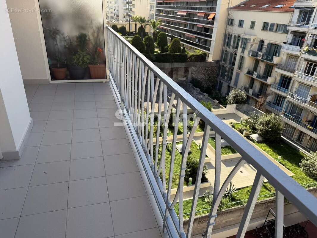 Appartement à NICE
