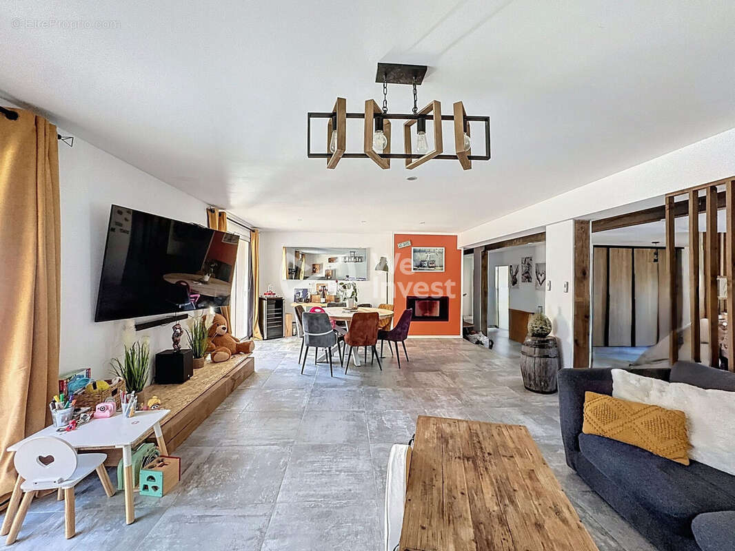 Maison à CASTELNAU-LE-LEZ