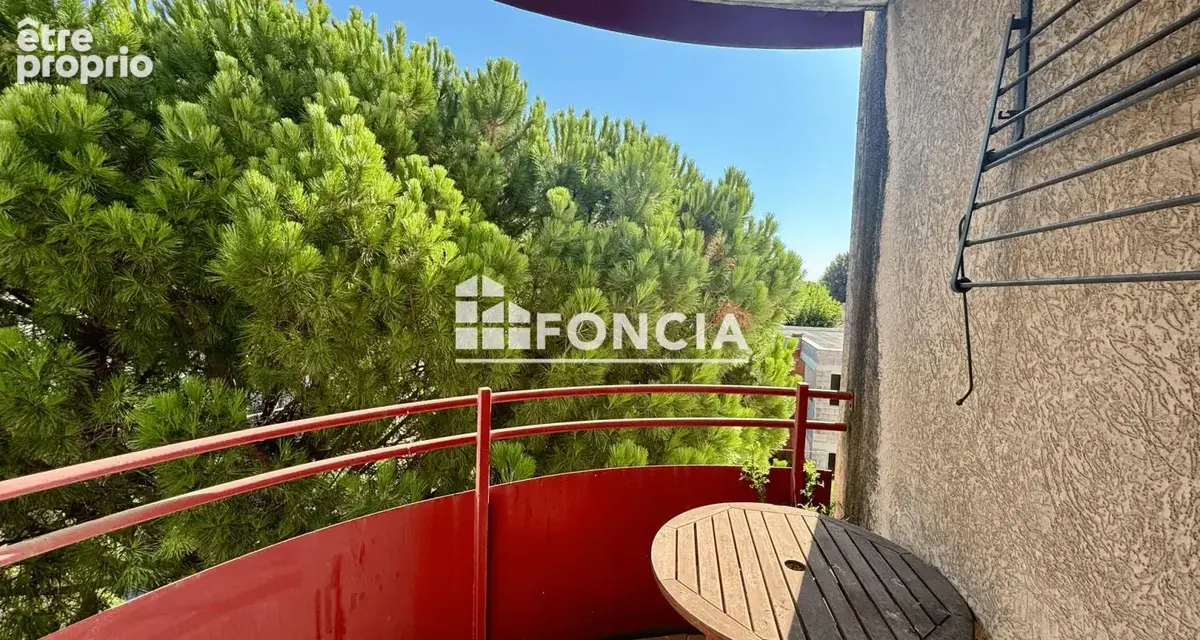 EXCLUSIVITÉ – Avignon Saint-Ruf : beau T3 de 67 m² avec balcon, cellier et garage, résidence calme - photo 4