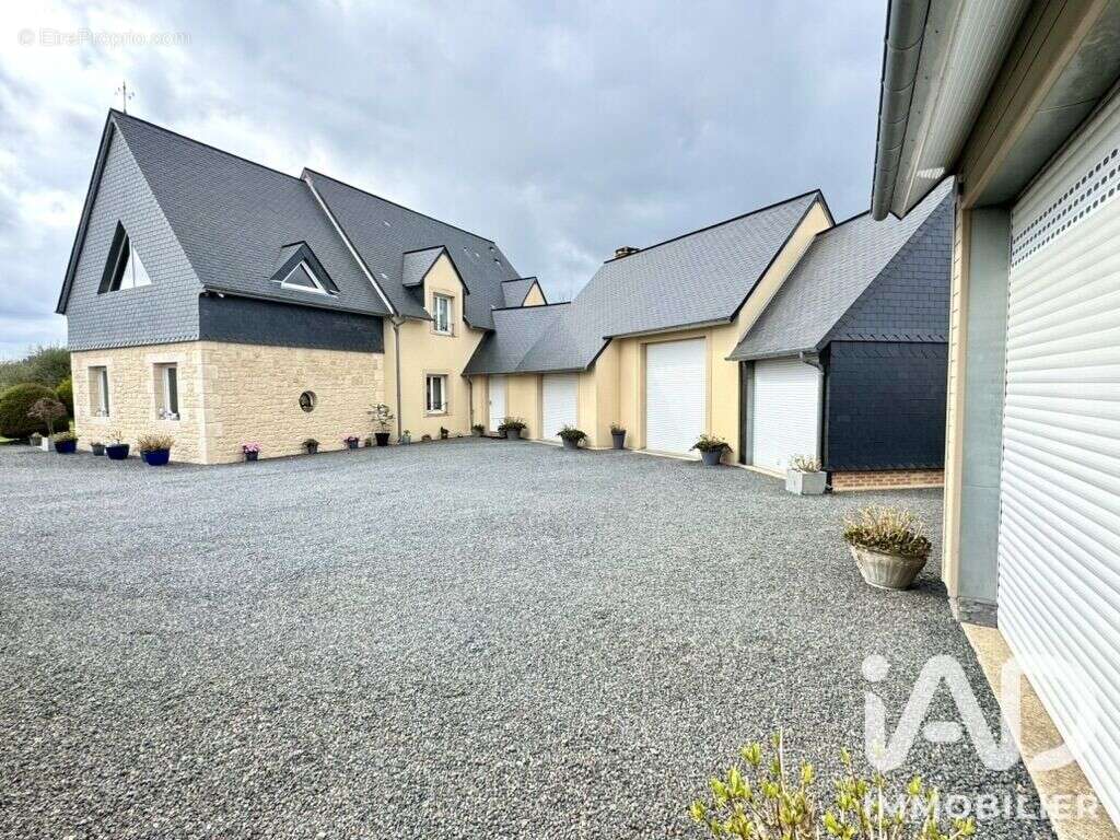 Maison 260 m² à Fiquefleur-Equainville  - photo 9