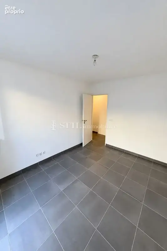 Appartement 4 pièces 73 m² à vendre à Sainte-Maxime (83120) - photo 3