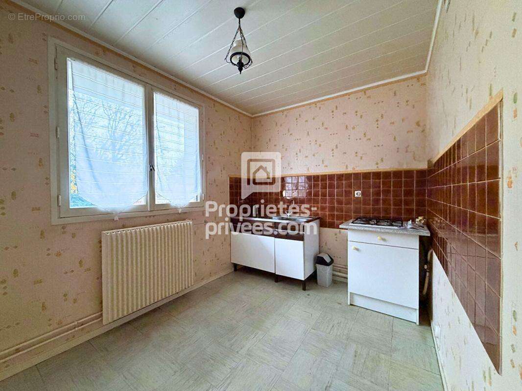 Appartement à SAINT-CYR-SUR-LOIRE