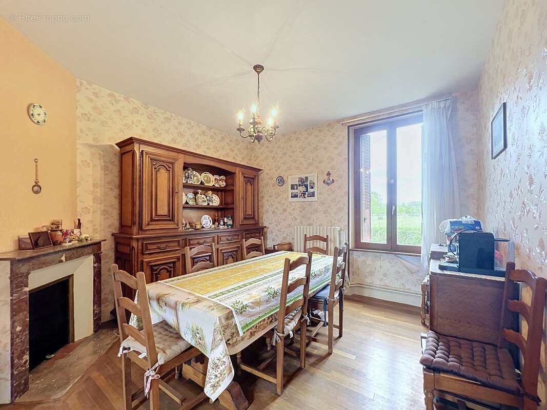 Maison Vadenay 5 pièces 84.60 m2 - photo 2
