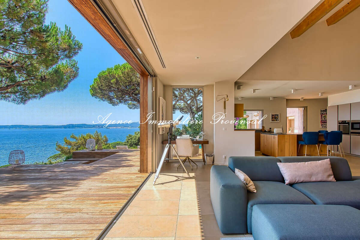 Maison 260 m² à Sainte-Maxime  - photo 8