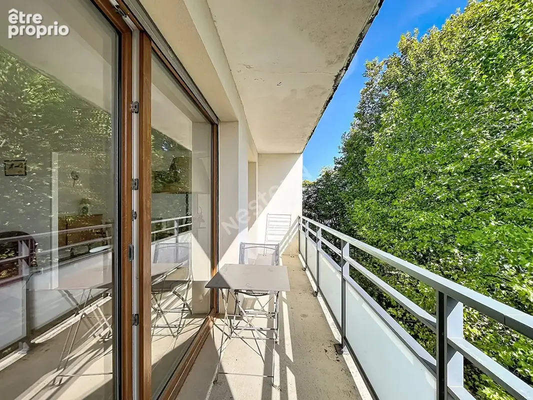 Nantes Jules Verne - T3 de 2 chambres avec balcon avec place de parking et cave - photo 4