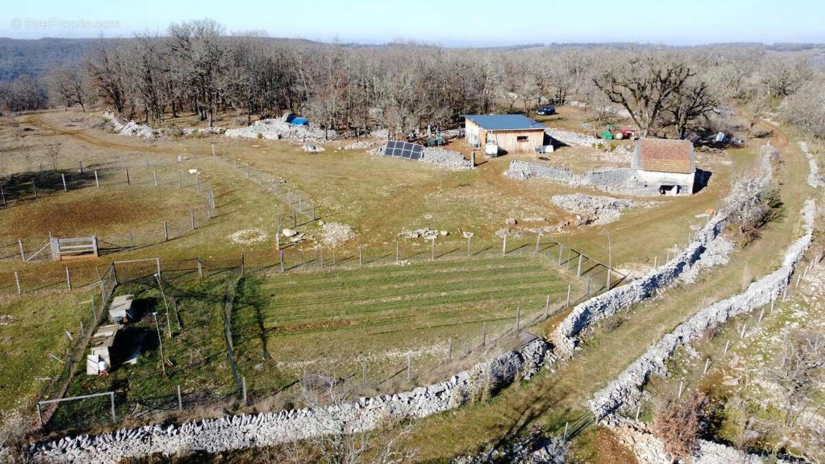 Terrain à SAINT-CHELS