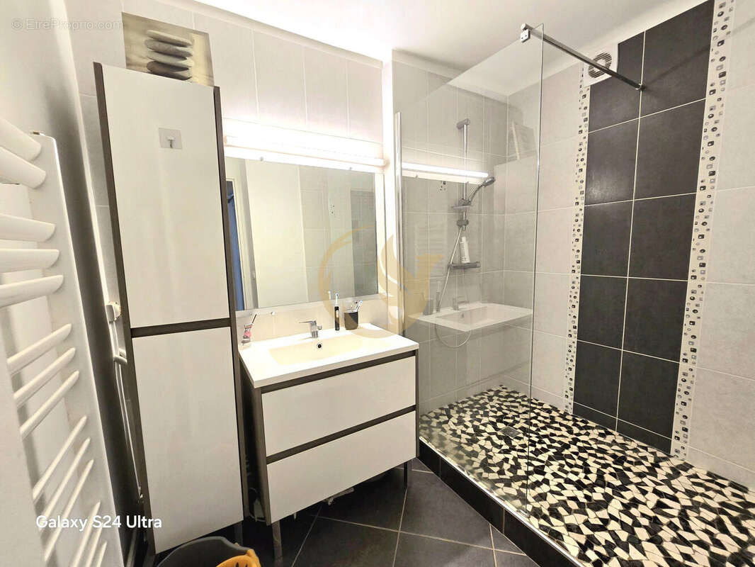 Appartement à BILLERE