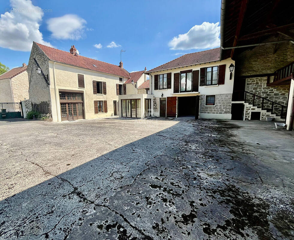 Maison à VAUREAL