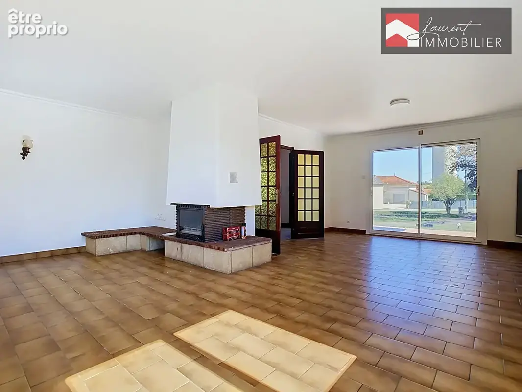 Maison familiale avec fort potentiel sur 2 373 m² de terrain - 01190 CHEVROUX - photo 4