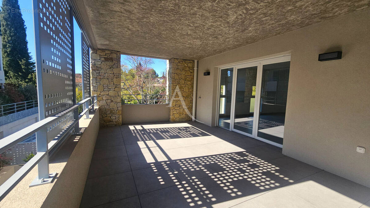 Appartement à NIMES