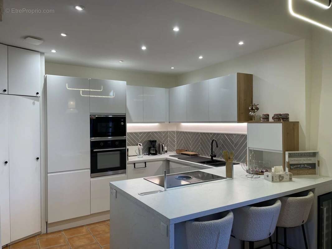 Appartement à LAMBESC