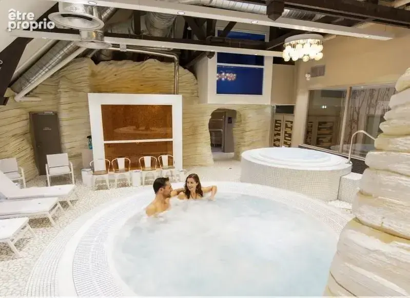 INVESTISSEMENT LOCATIF  CHAMOUILLE  Résidence de tourisme Center Parcs Le Lac d'Ailette - 7.55% de rentabilité - photo 11