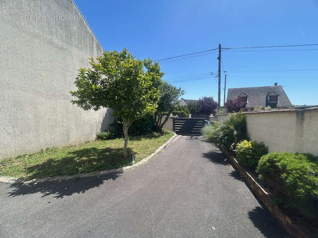 Maison à ARPAJON