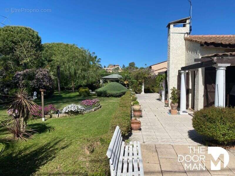 Maison à ANTIBES
