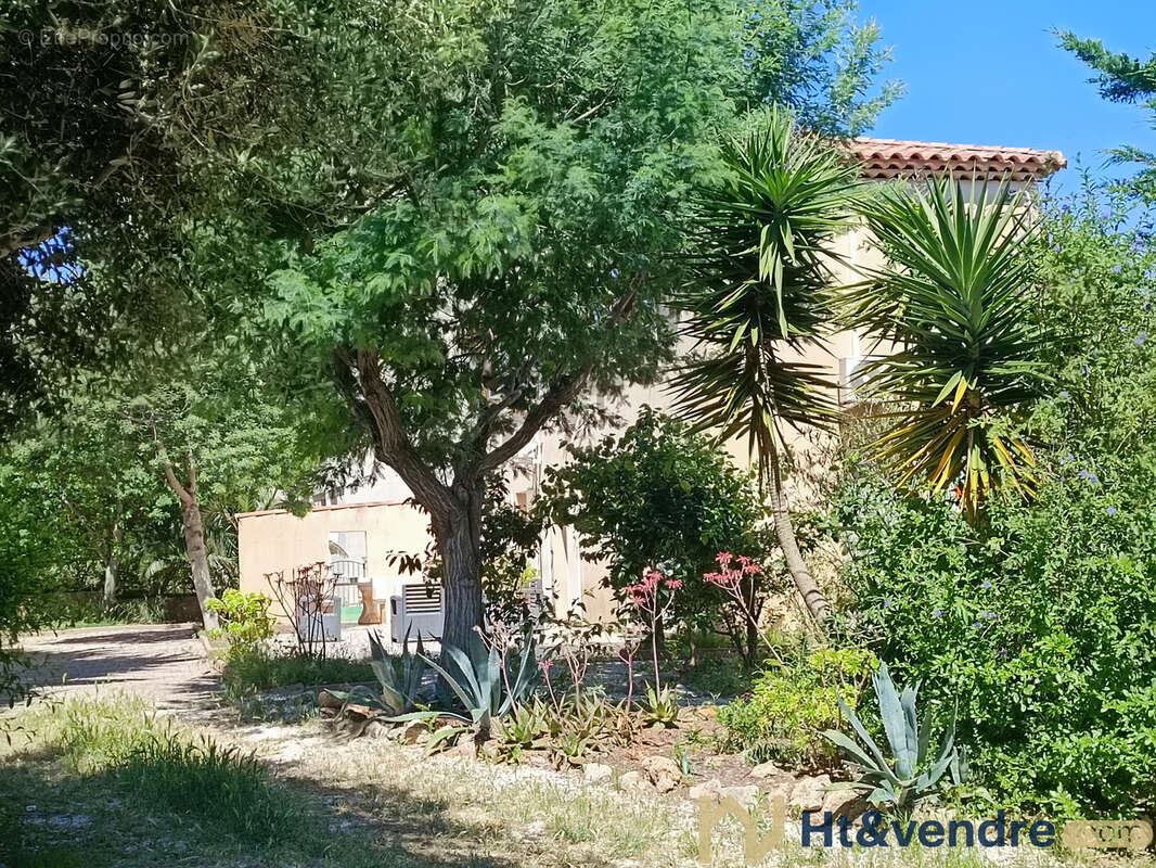 Maison à HYERES
