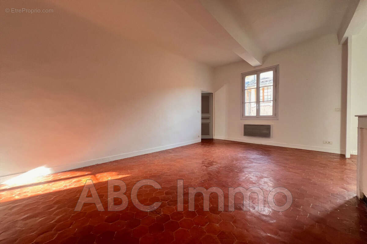 Appartement à AIX-EN-PROVENCE
