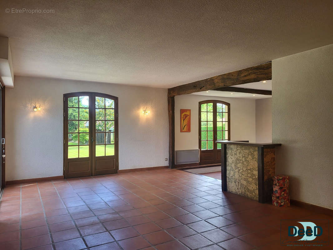 Maison à SAINT-LAURENT-DE-NESTE