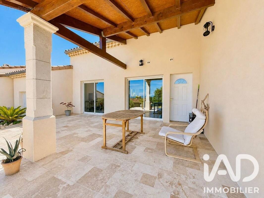 Photo 1 - Maison à SAINT-MONTAN