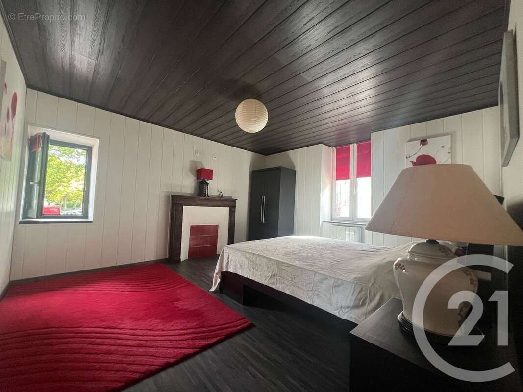 Maison 350 m² à Aurillac  - photo 14