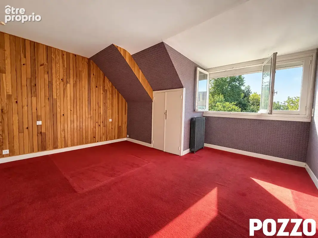 A Vendre - Saint Hilaire Du Harcouet - Maison 6 pièce(s) - CENTRE-VILLE - GARAGE - JARDIN - photo 10