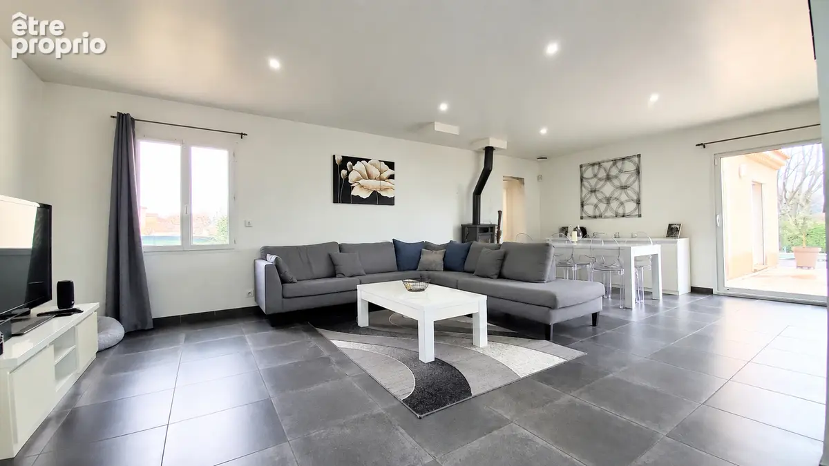 Villa Vaison-la-Romaine - 5 pièces - 136 m² - photo 6