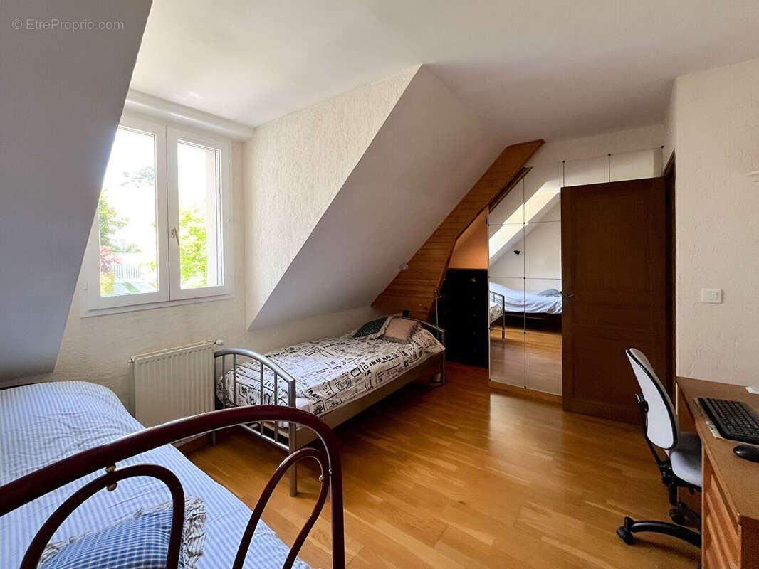 Maison à MAREIL-MARLY